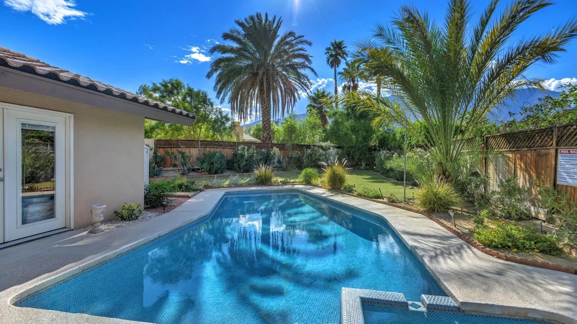 Сasa de vacaciones Padua Paradise - 2Br Pool, Hot Tub, Mtn Views Palm Springs